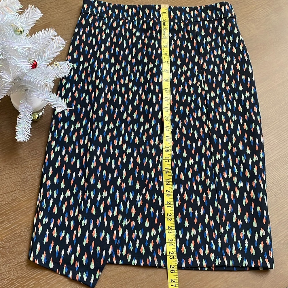 EUC maeve pencil skirt. Blue with paint spots